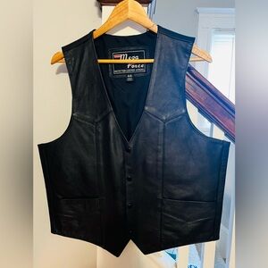 Mega Force Black Leather Vest Sz large (44)